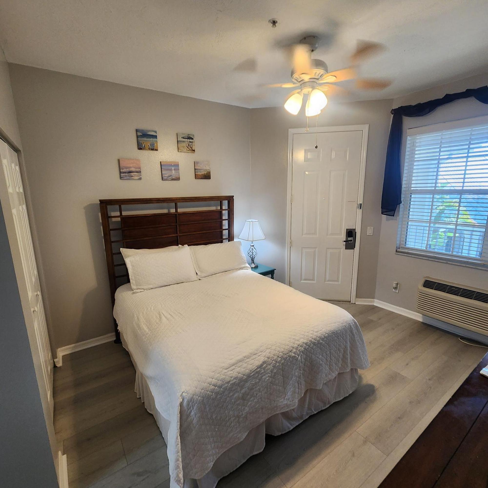 1 Bed 1 Bath At Img Near Beach Bradenton Exterior photo