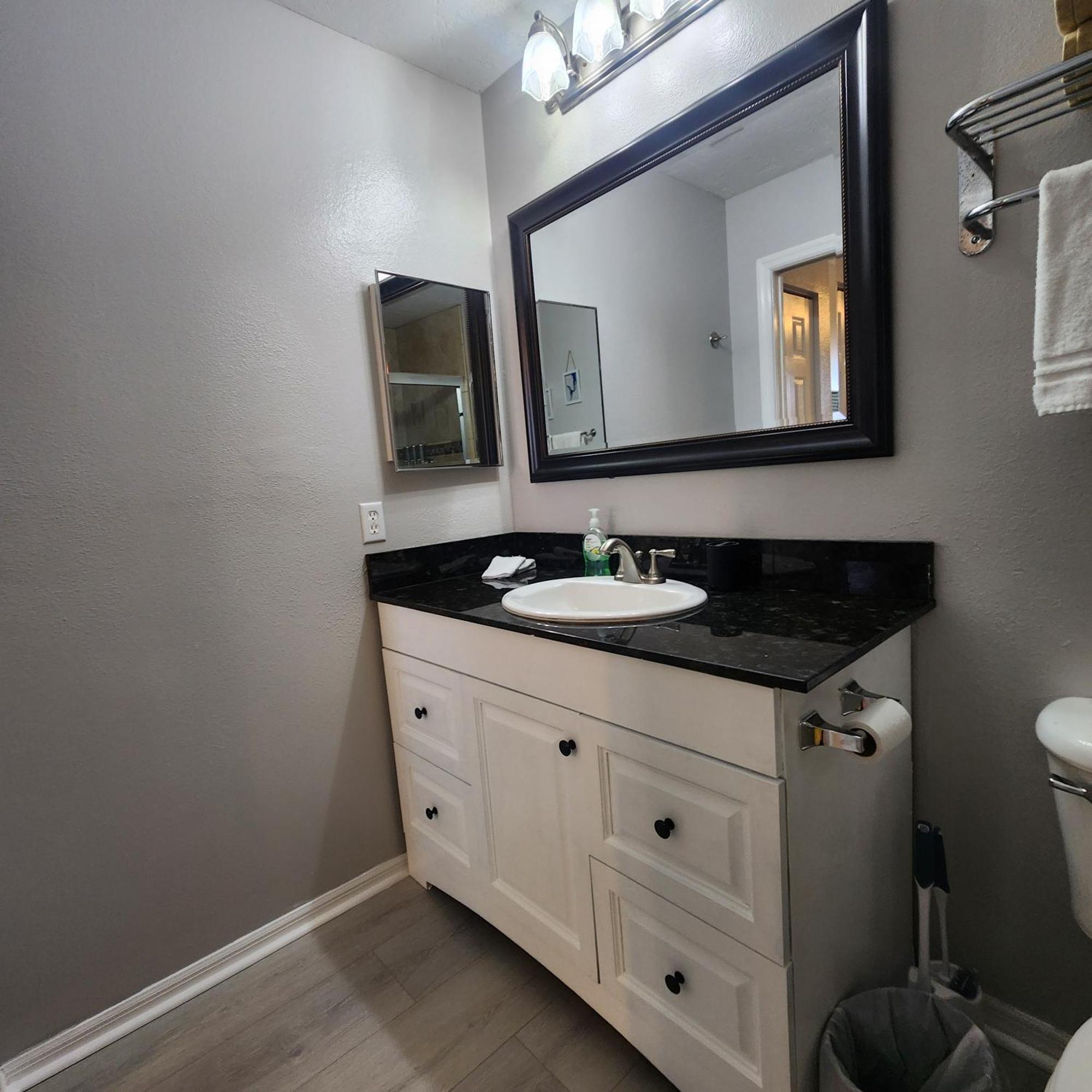 1 Bed 1 Bath At Img Near Beach Bradenton Exterior photo