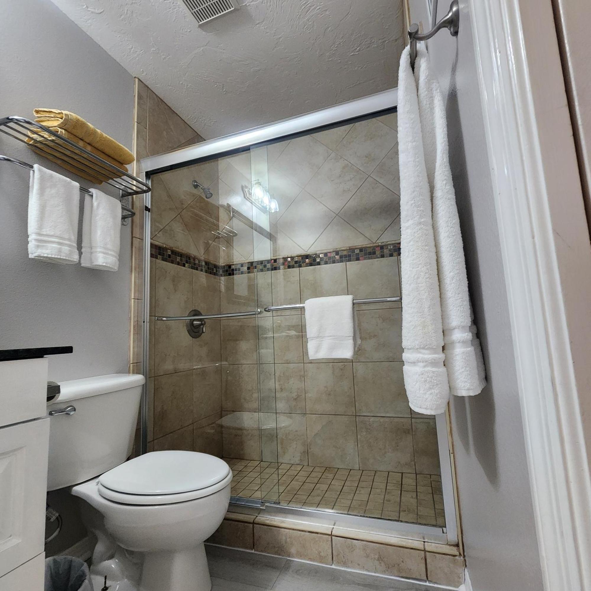 1 Bed 1 Bath At Img Near Beach Bradenton Exterior photo